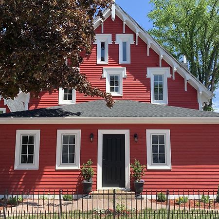 Bed and Breakfast The Red House Fredericton Exteriér fotografie