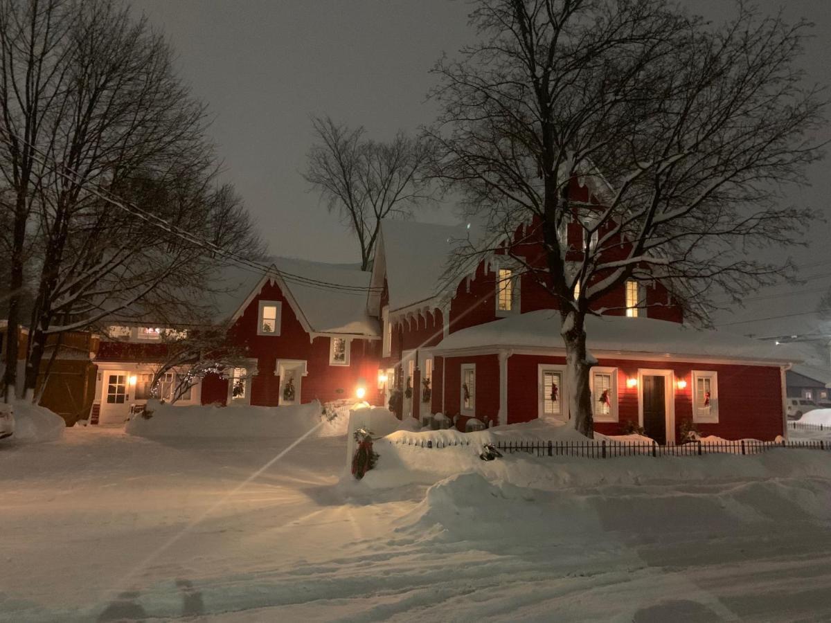 Bed and Breakfast The Red House Fredericton Exteriér fotografie