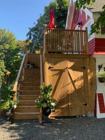 Bed and Breakfast The Red House Fredericton Exteriér fotografie